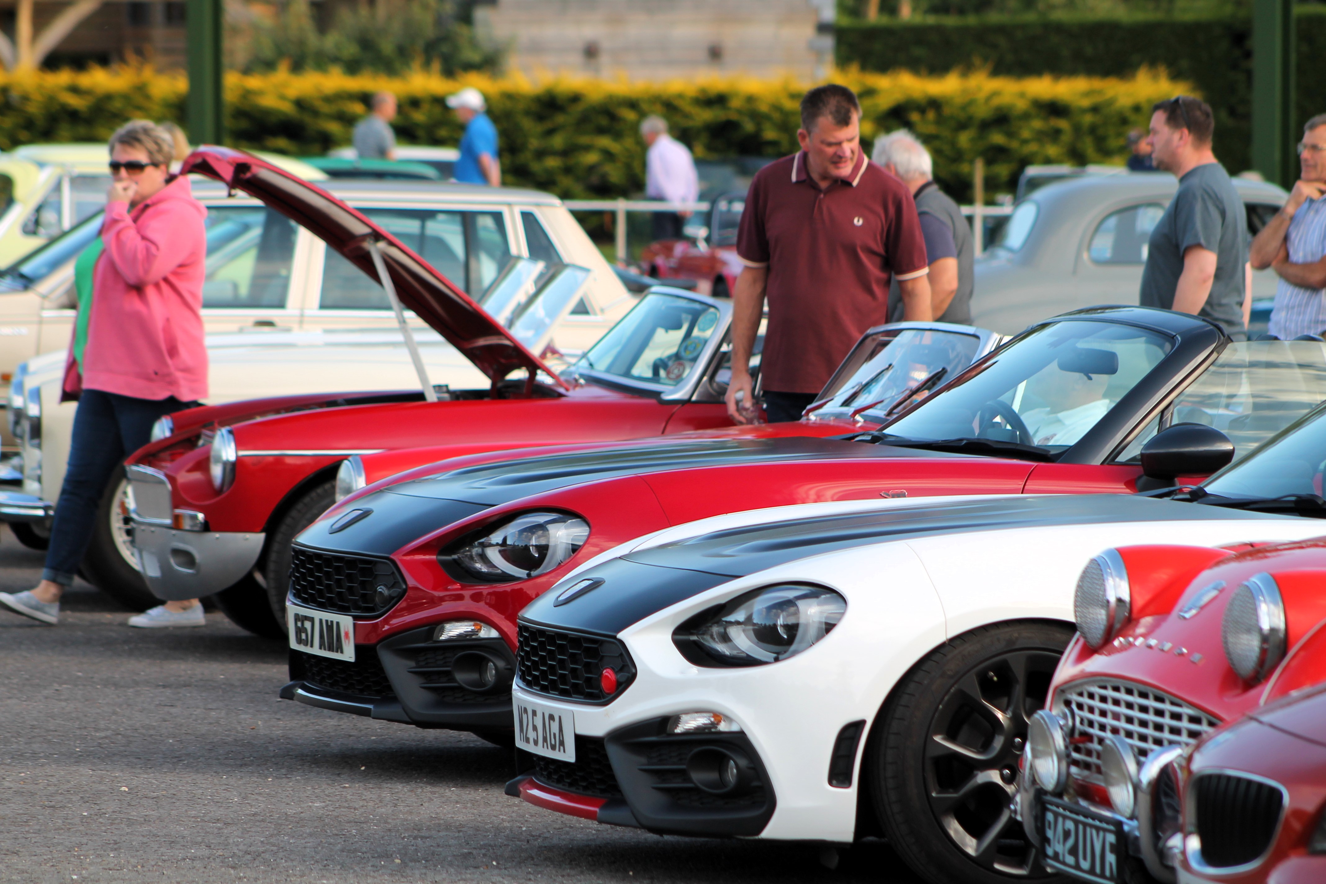 Classic Grille evening cars